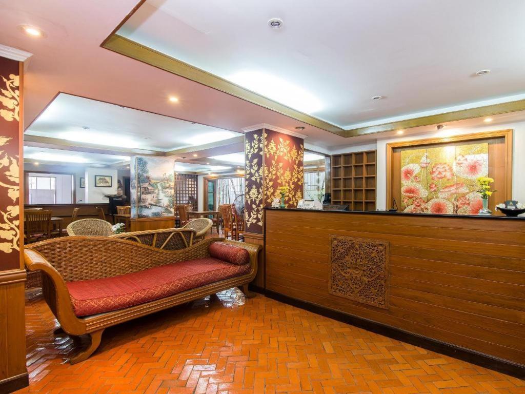 Chada Thai House Hotel