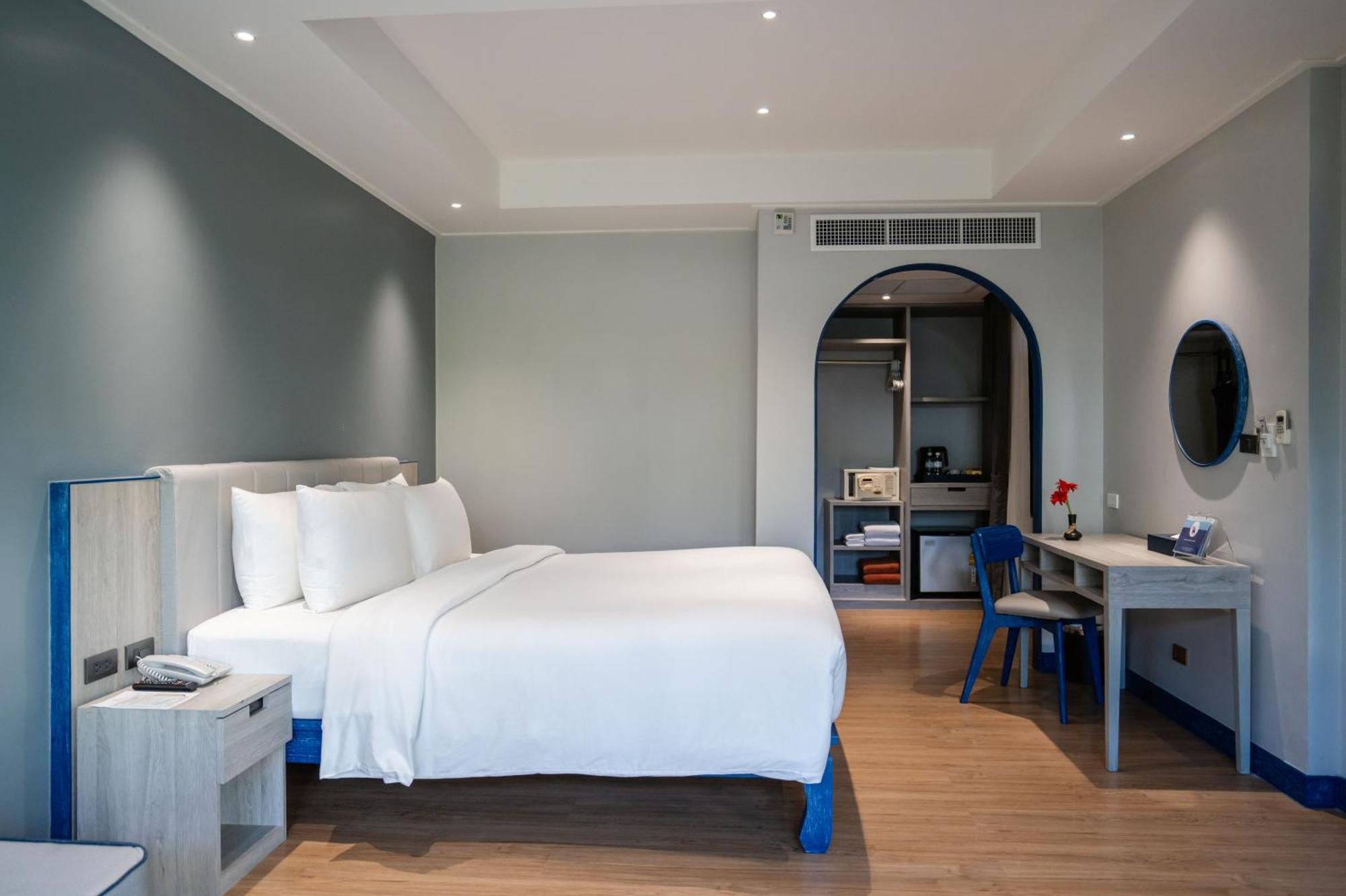 Resort Phuket Island View - Sha Extra 4*