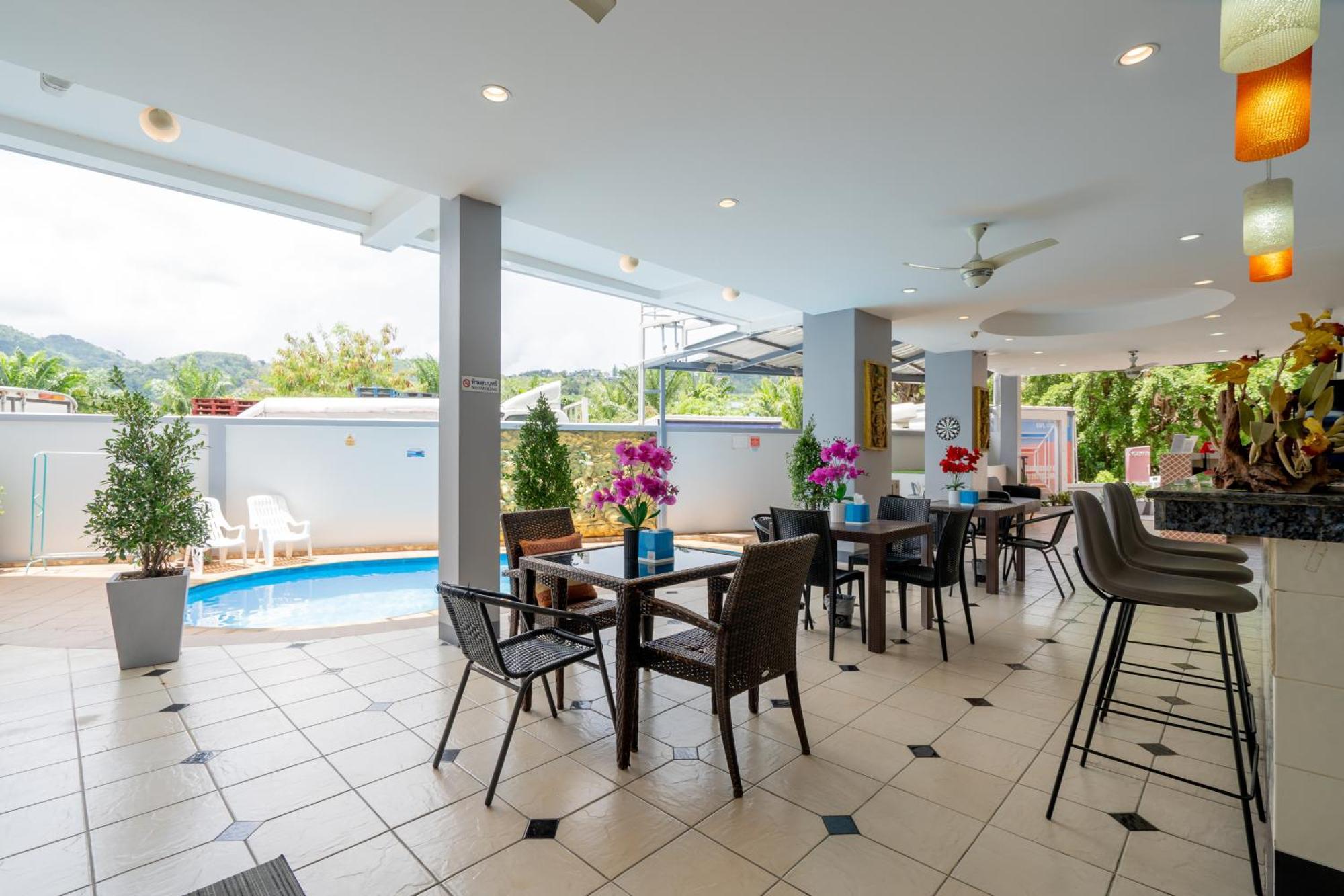 Hotel Square One Patong