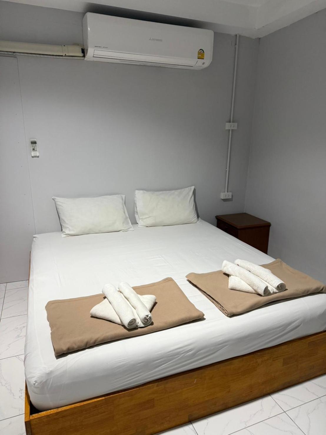 Ler 65 Hostel Chaweng (Koh Samui)