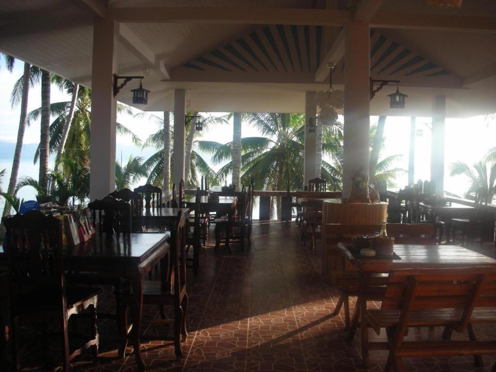 Palm Point Village Hotel Mae Nam