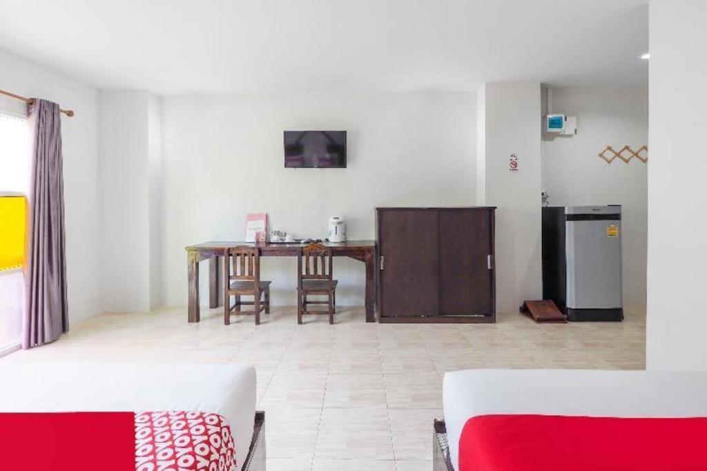 Hotel Oyo 920 Saensukkho And 3*
