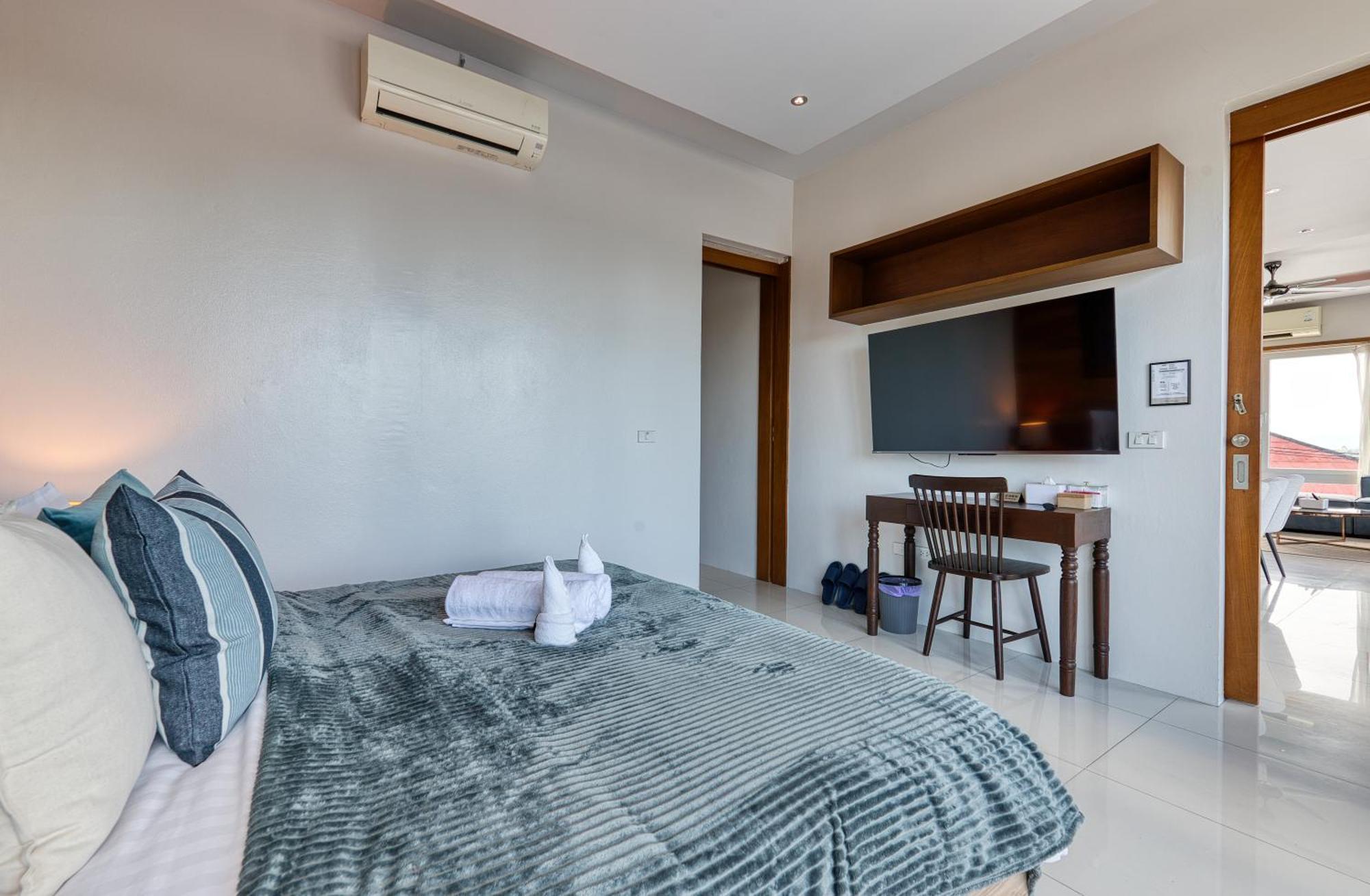 Surisa Seaview Pool