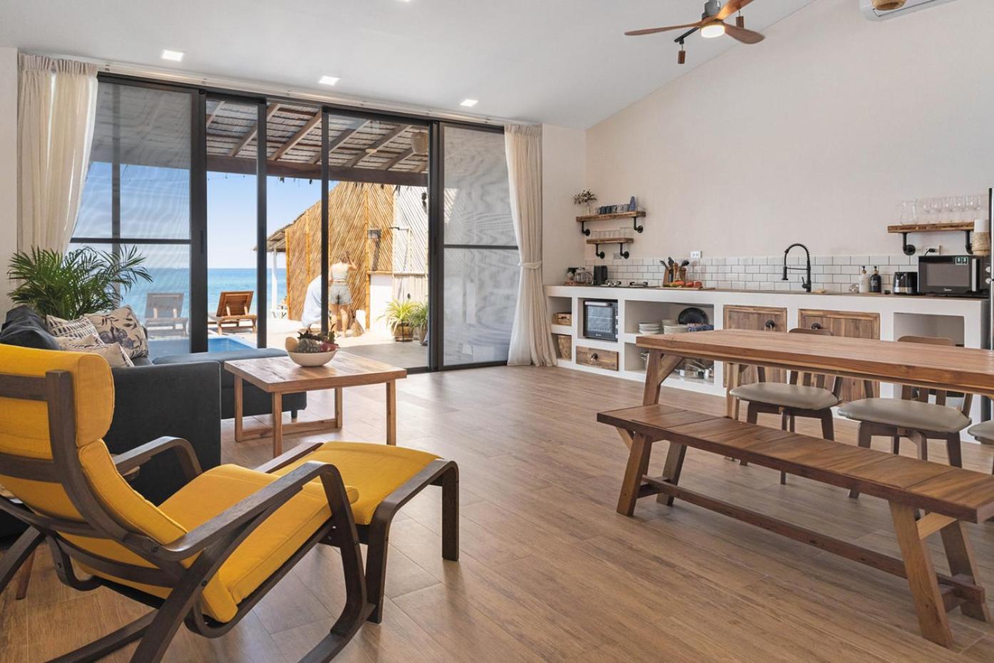 Seasalt Beachfront Home, Private Pool, 2 Bedroom House Chaloklum
