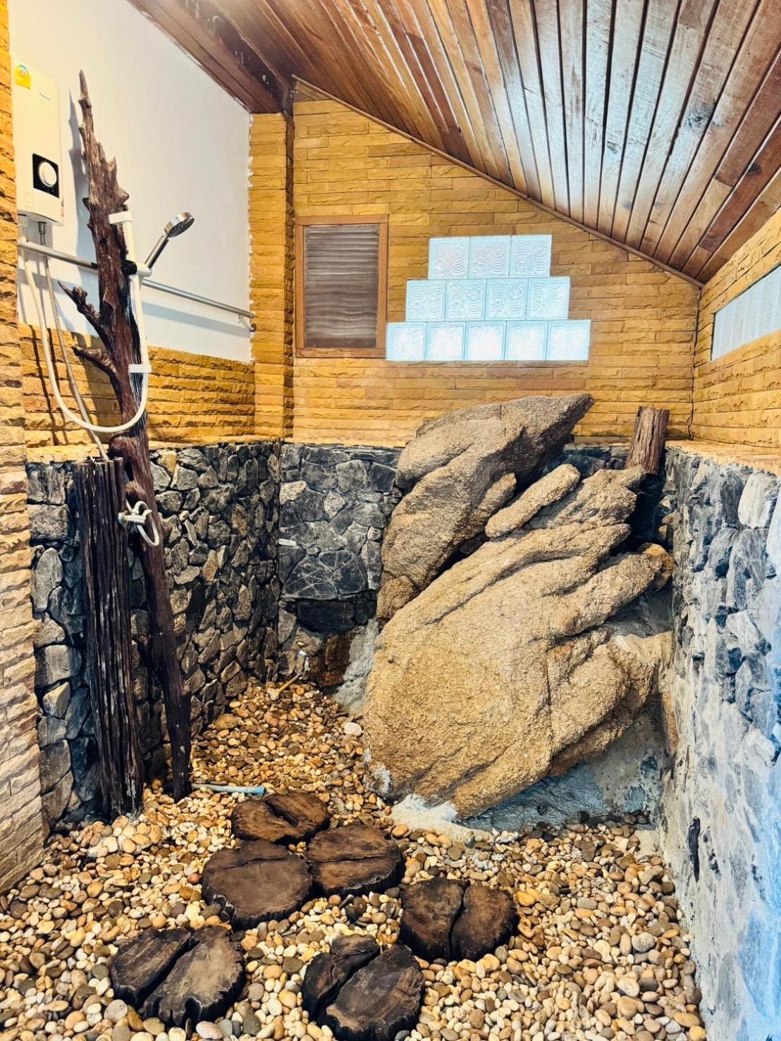 Mountain Reef Resort