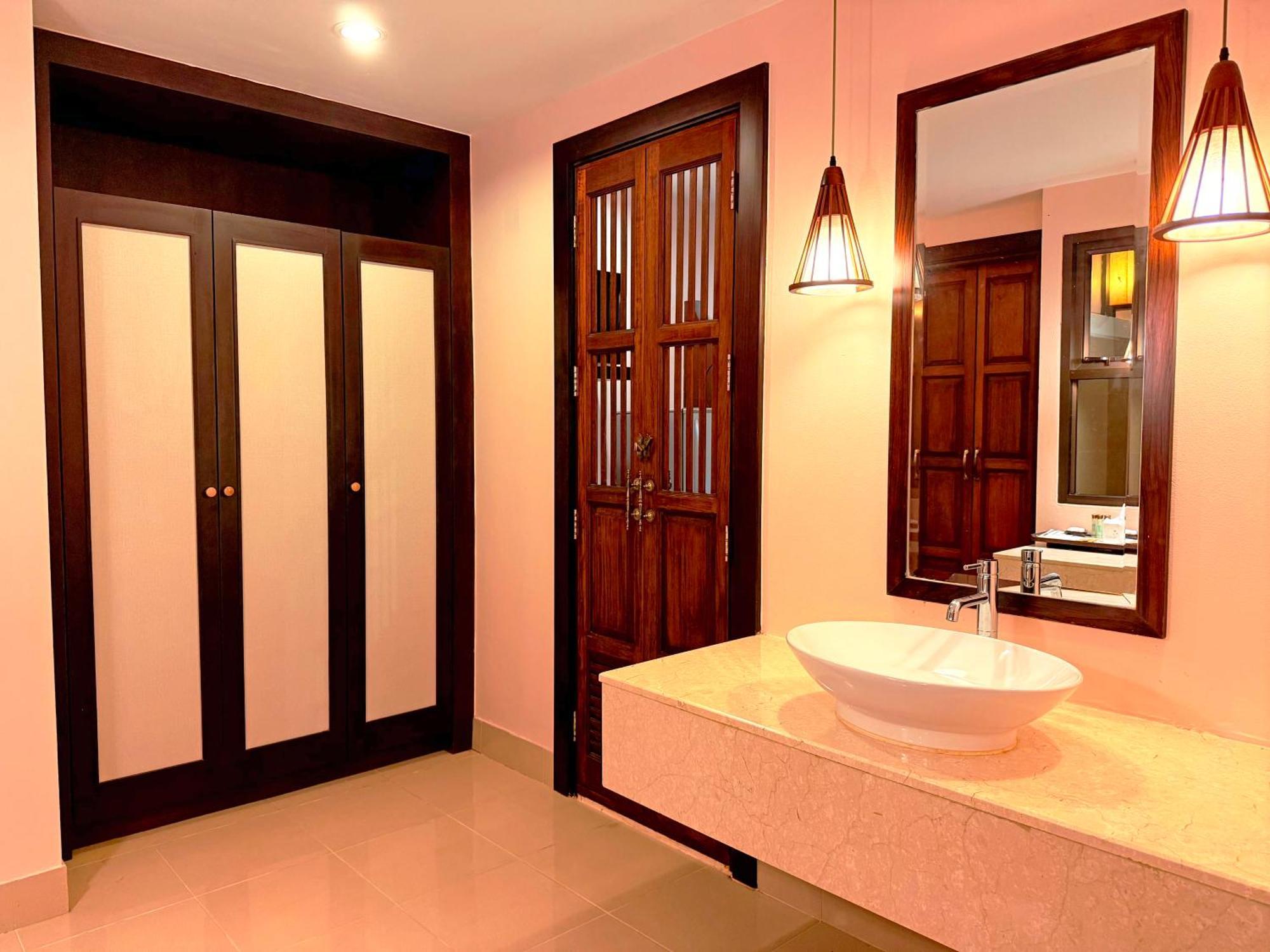 Resort Anyavee Tubkaek 4*