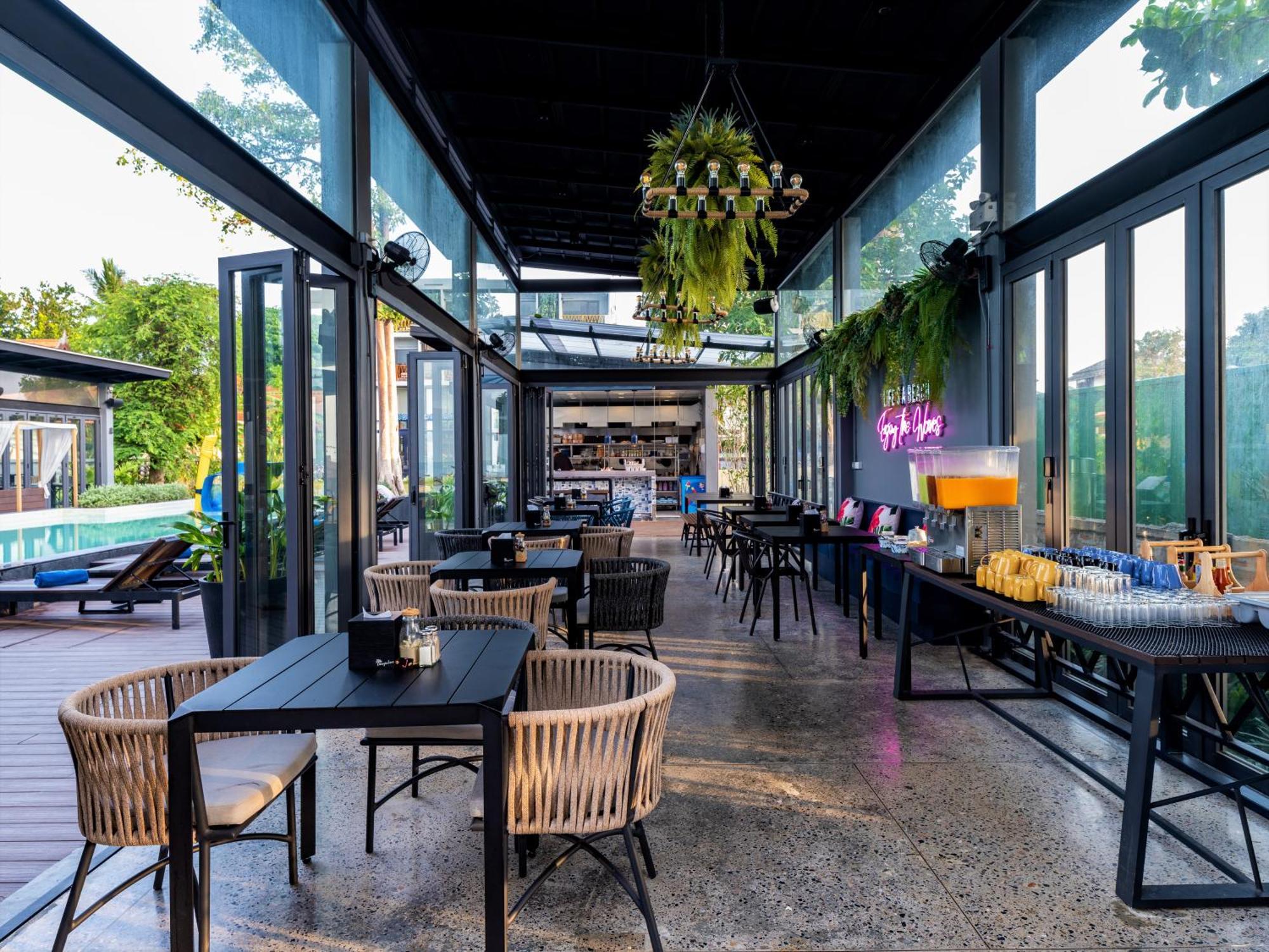 Lub D Chaweng - Beachfront & Vibrant Social Vibe Koh Samui