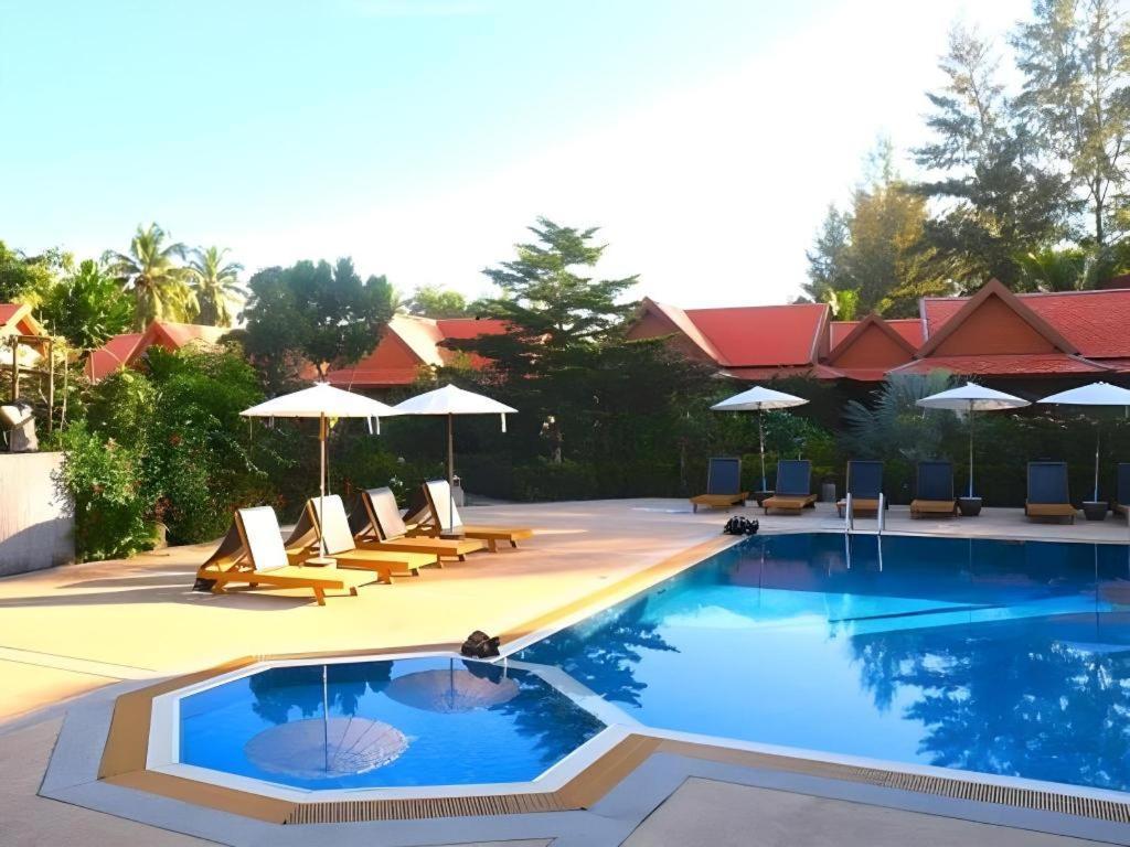 Gerd And Noi Khao Lak
