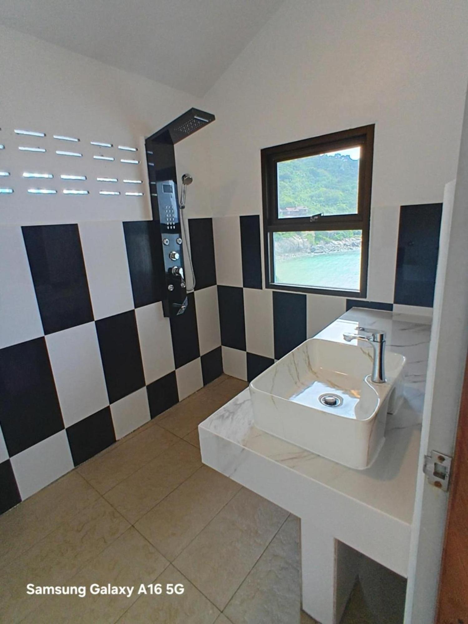 Resort Chabalay Koh Tao