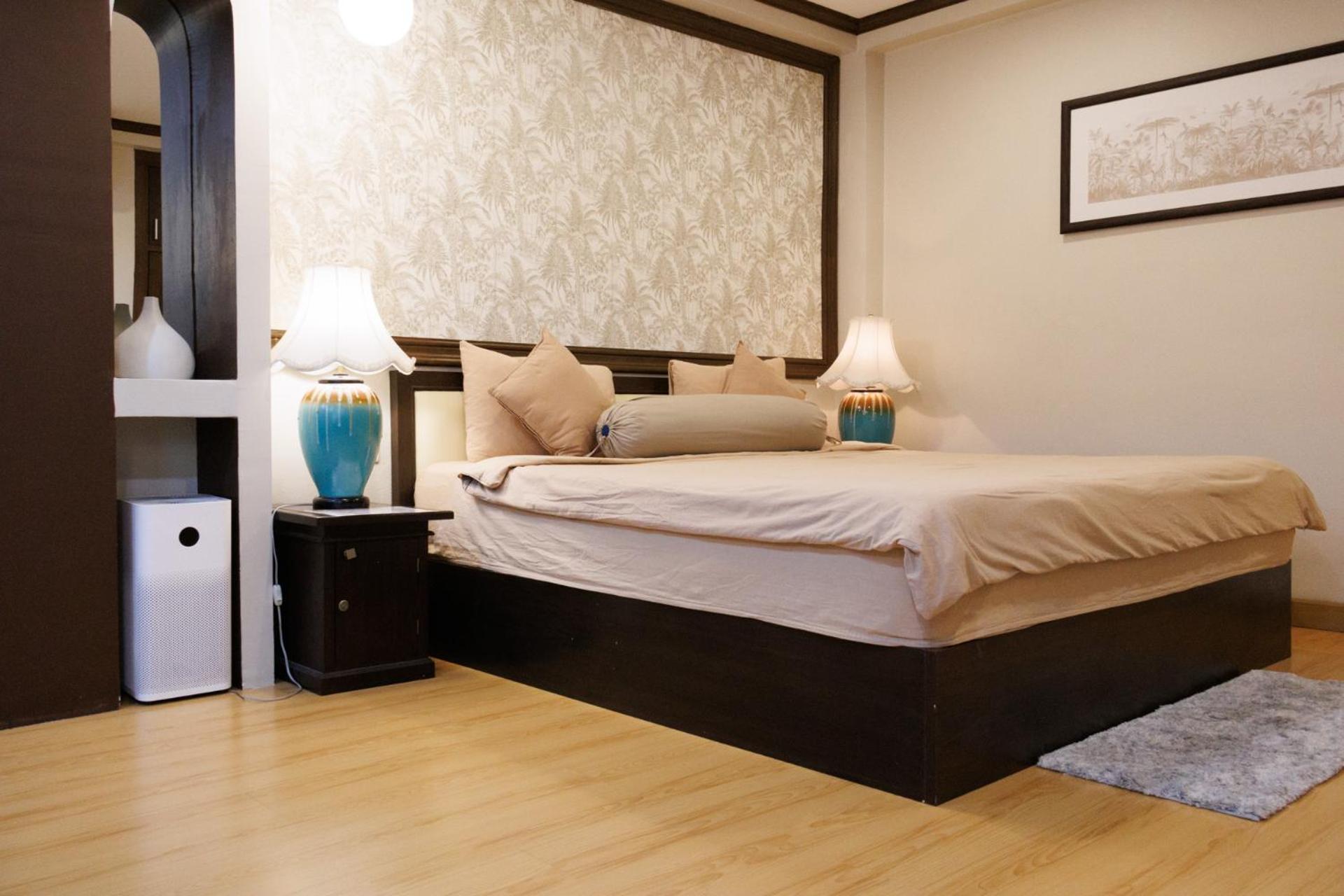 Hostel October Chiangmai