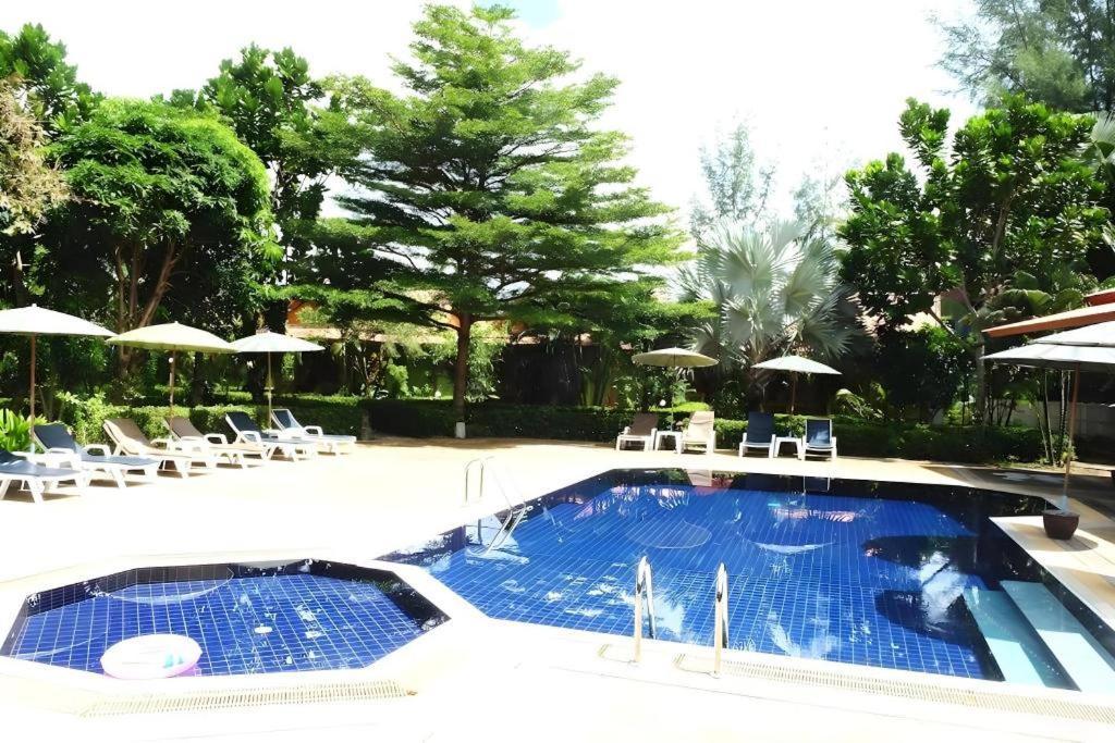 Gerd And Noi Khao Lak