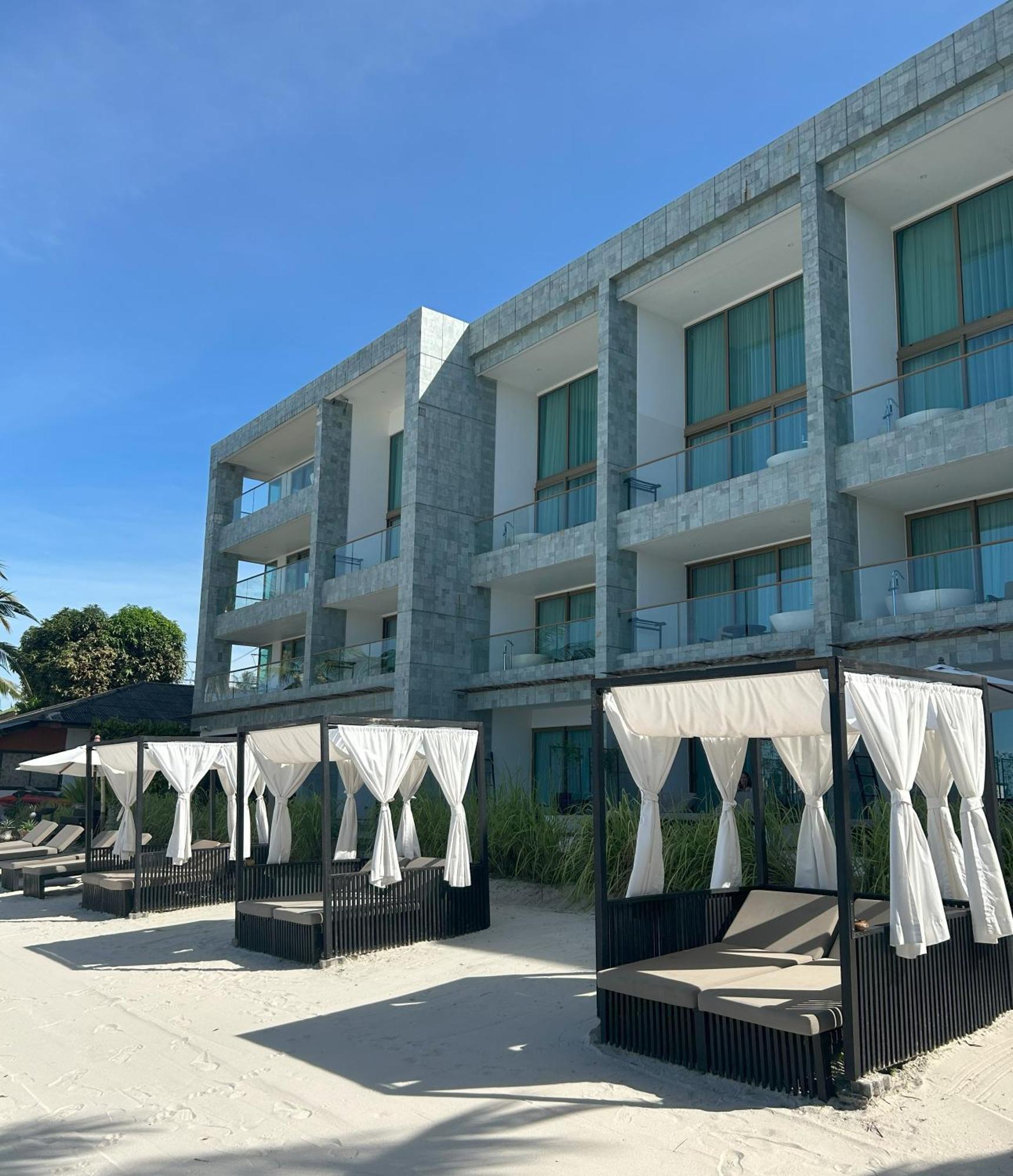 Hotel The Samui 4*