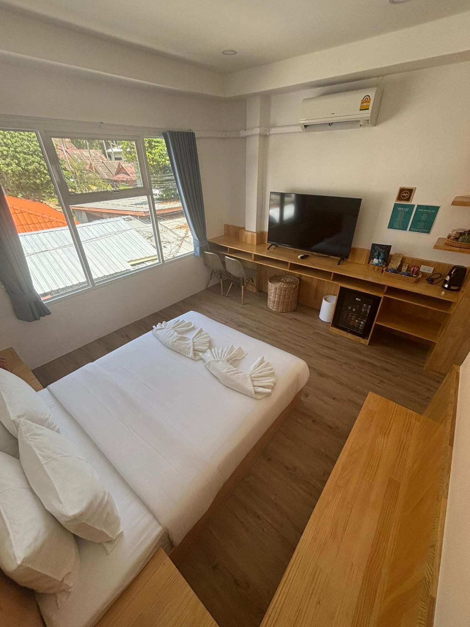 Hotel Ibiza Club Koh Tao