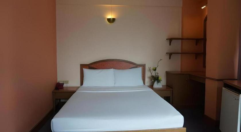Hotel Tanaphat Hatyai 2*