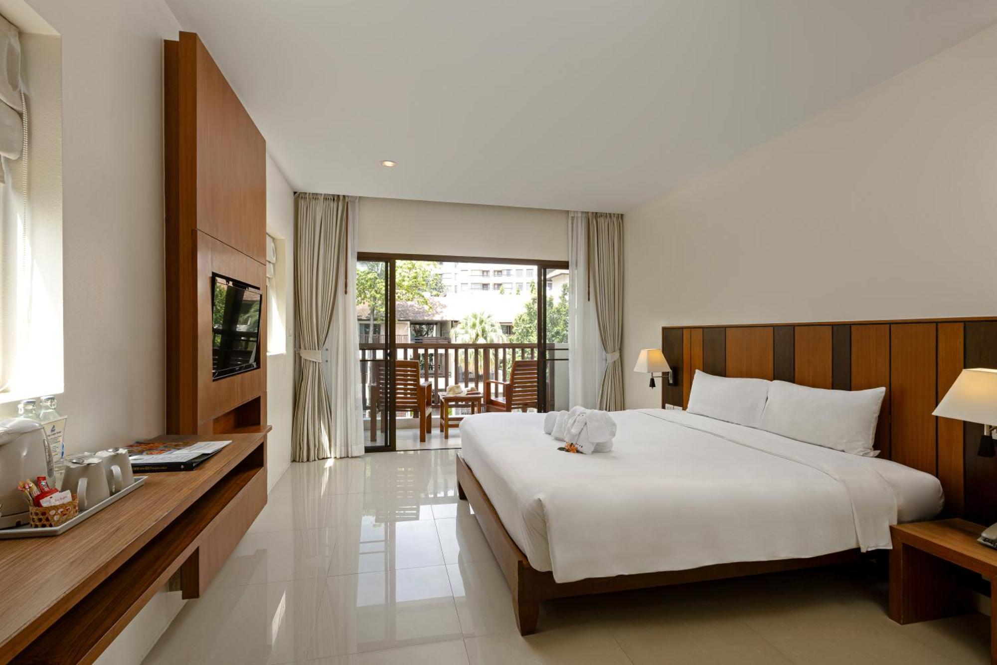 - Sha Extra Hotel Patong