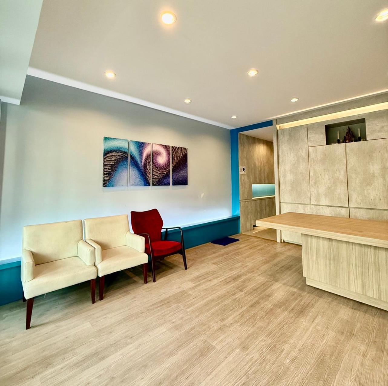 Apo Guest house