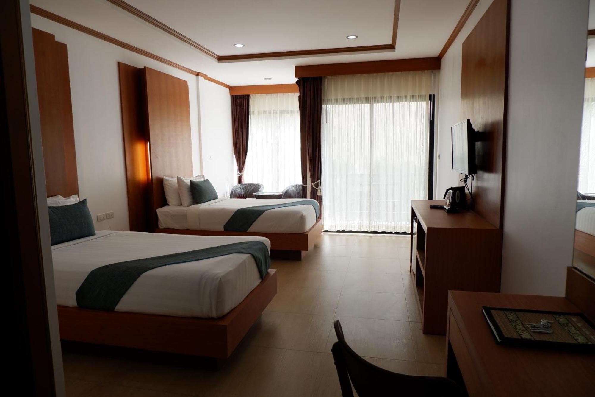 Resort Phi Phi Villa Resort 3*