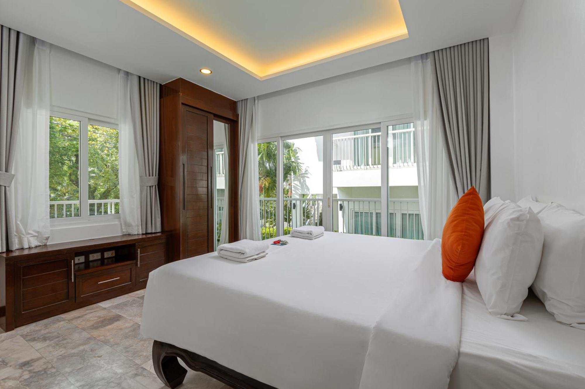 Phunawa Phuket - Sha Karon