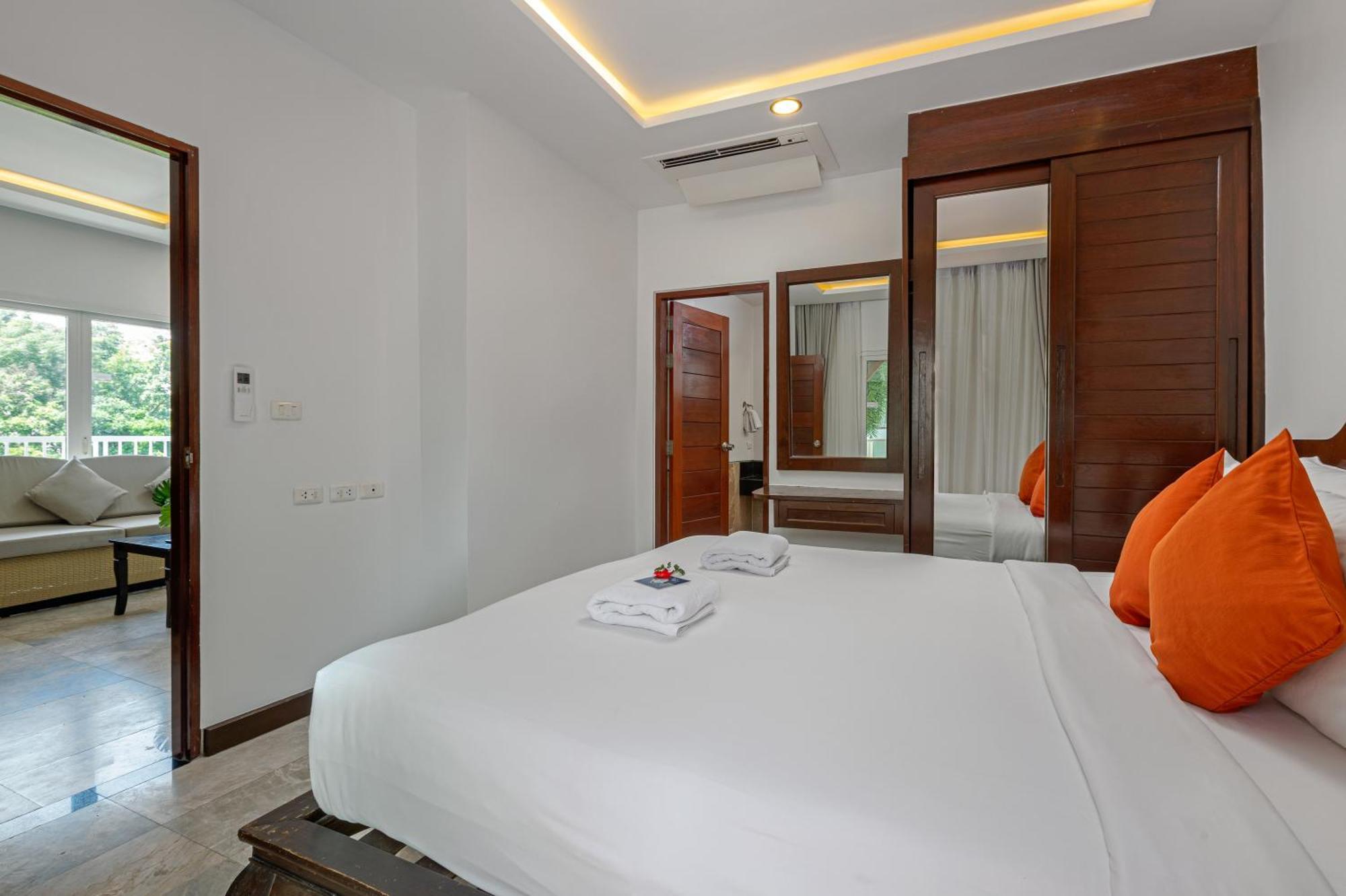 Phunawa Phuket - Sha 4* Karon