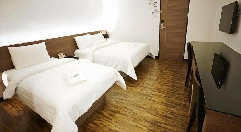 Hotel Leevana 3*