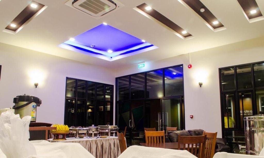 Seree Grand Resort