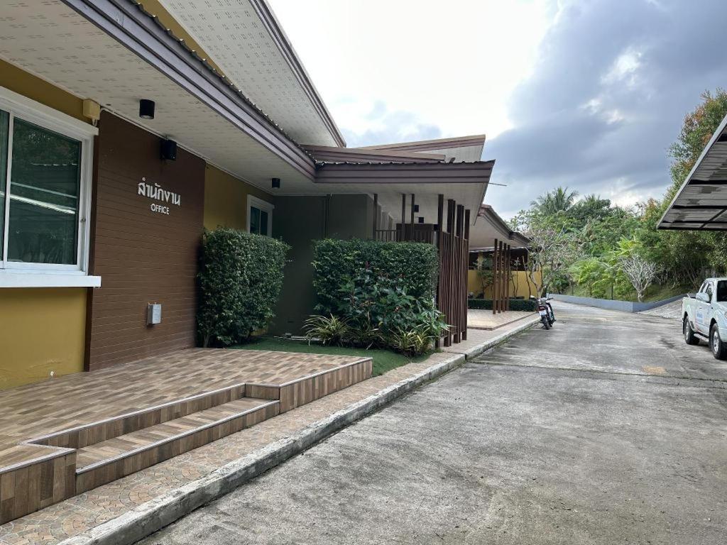 Seree Grand 3* Hat Yai