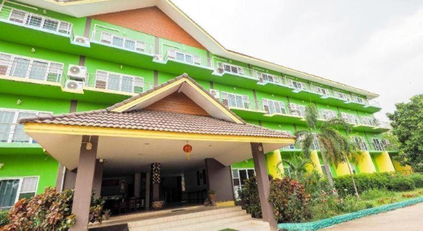 Hotel Oyo 920 Saensukkho And