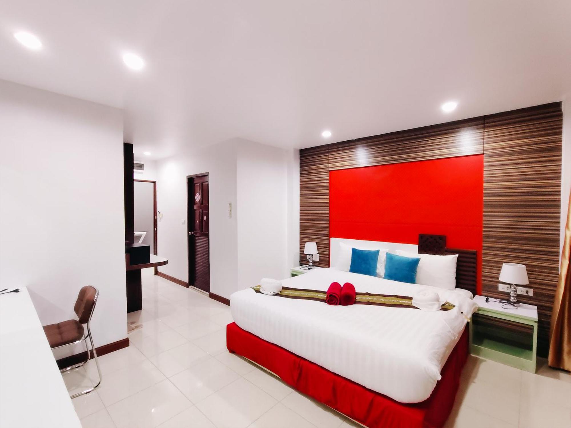 Hotel Max Value