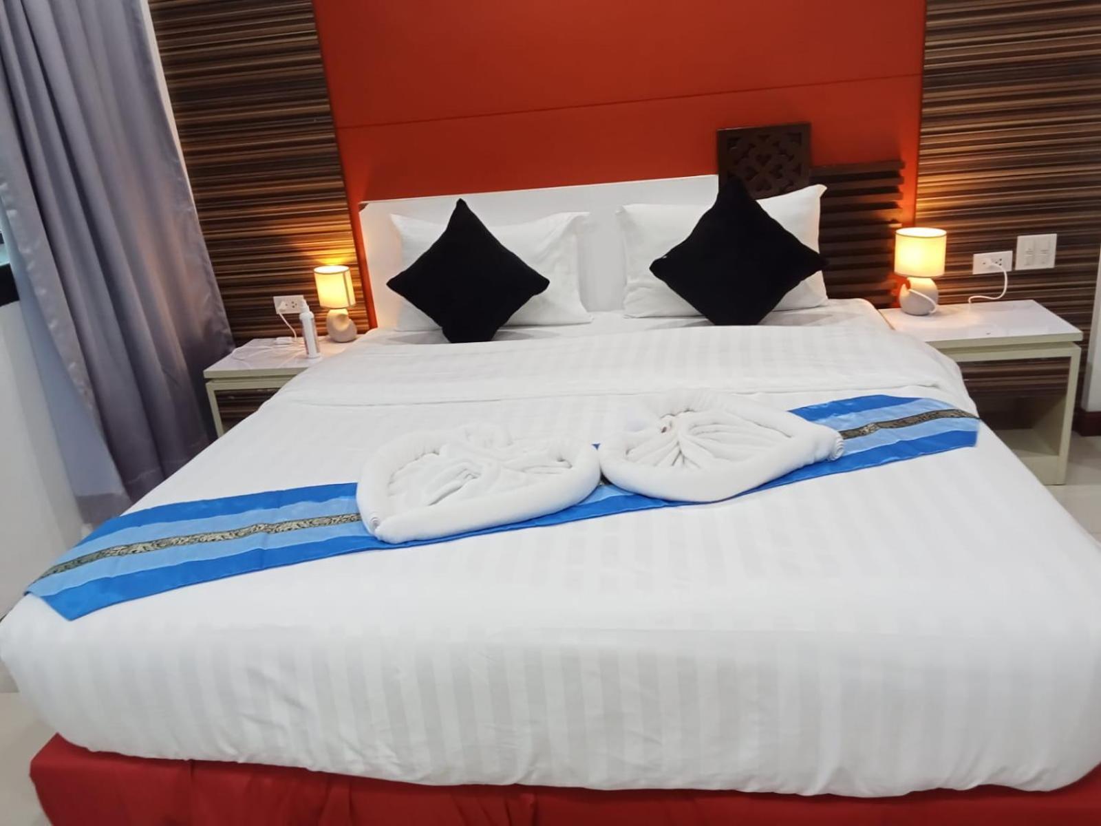 Max Value Hotel Patong
