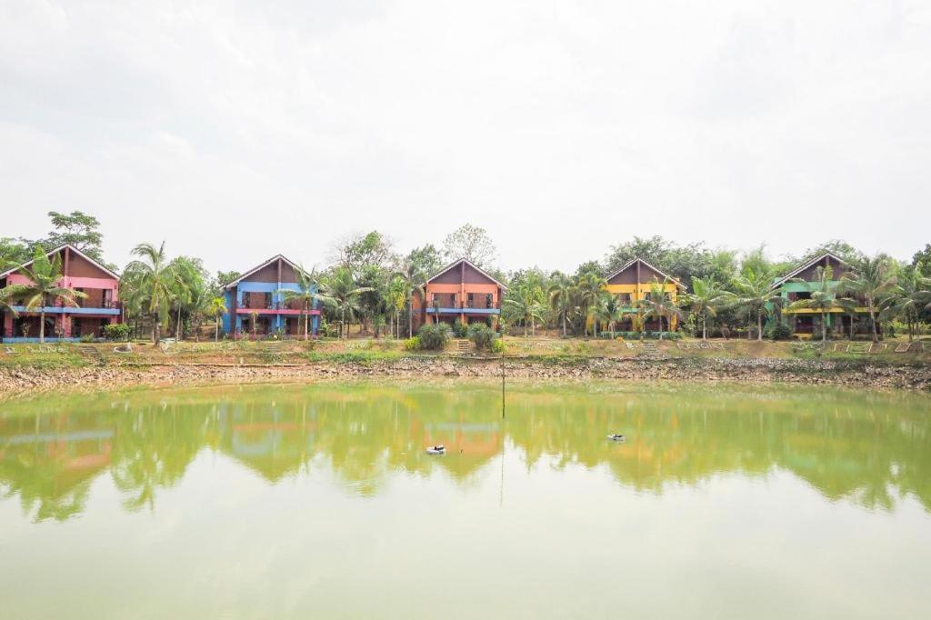 Hotel Oyo 920 Saensukkho And 3*