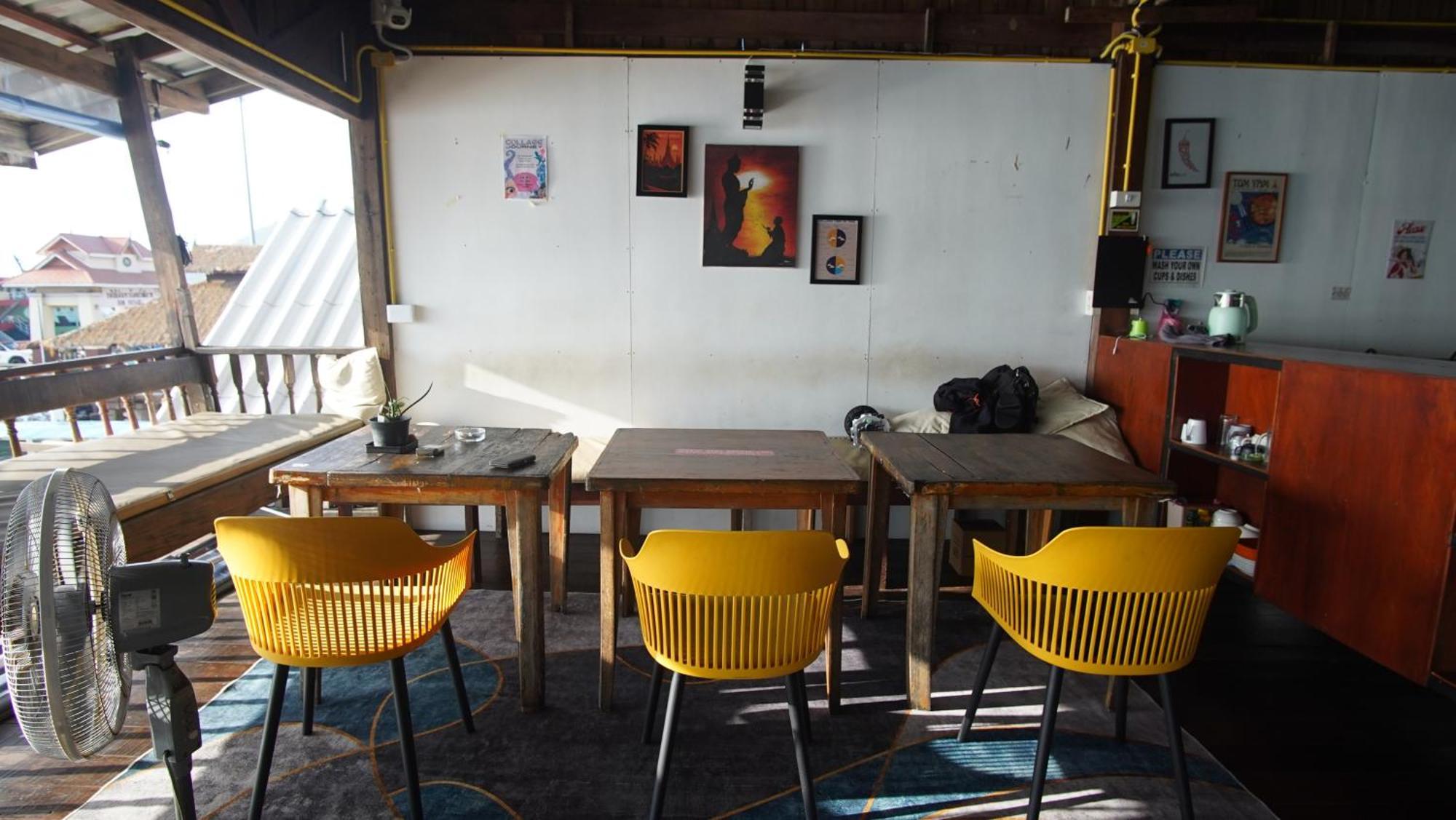 Hostel Watermellow *