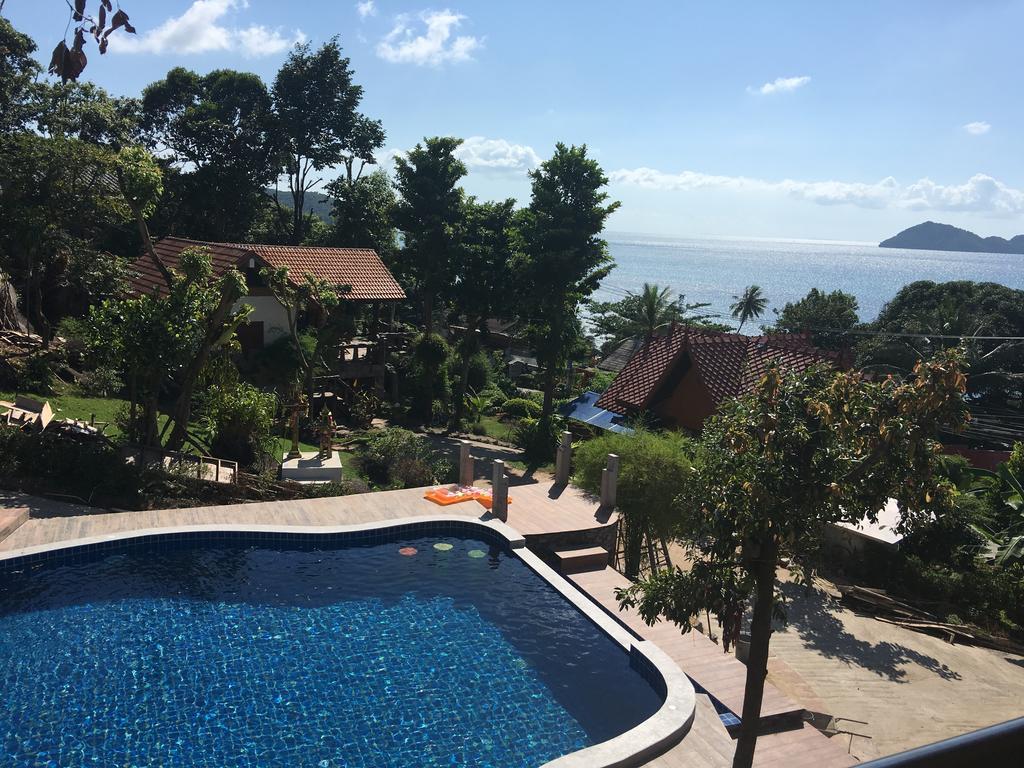 Resort Sea Rock Ko Pha Ngan
