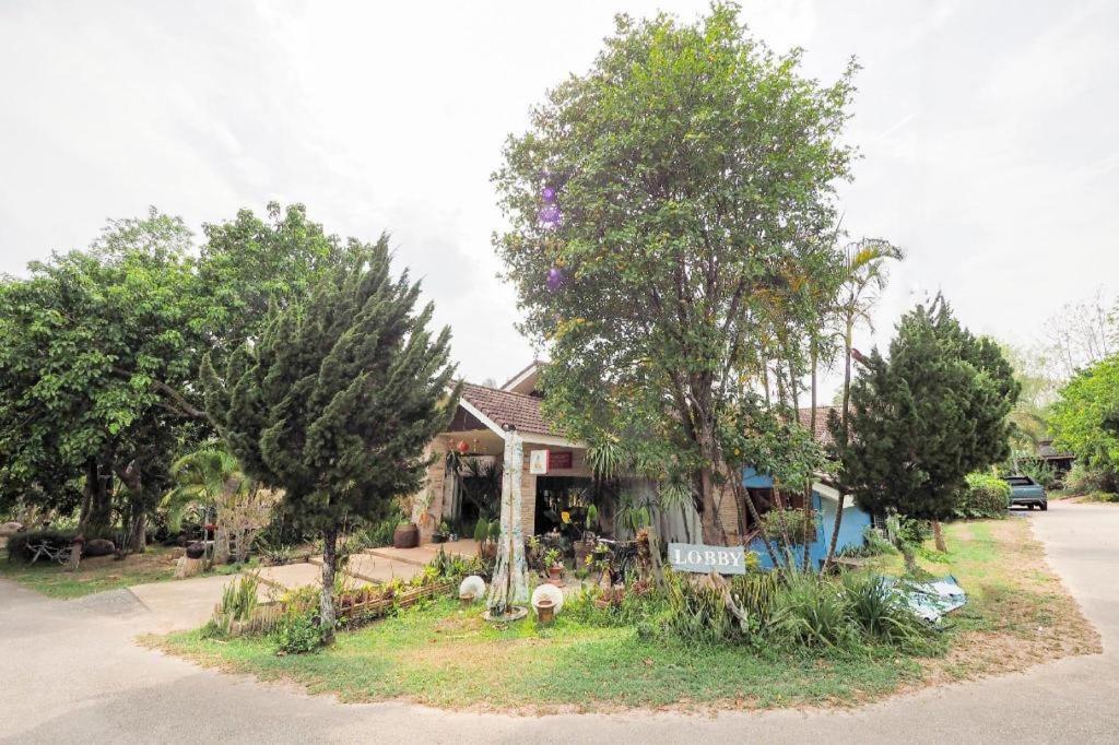 Hotel Oyo 920 Saensukkho And Chiang Rai