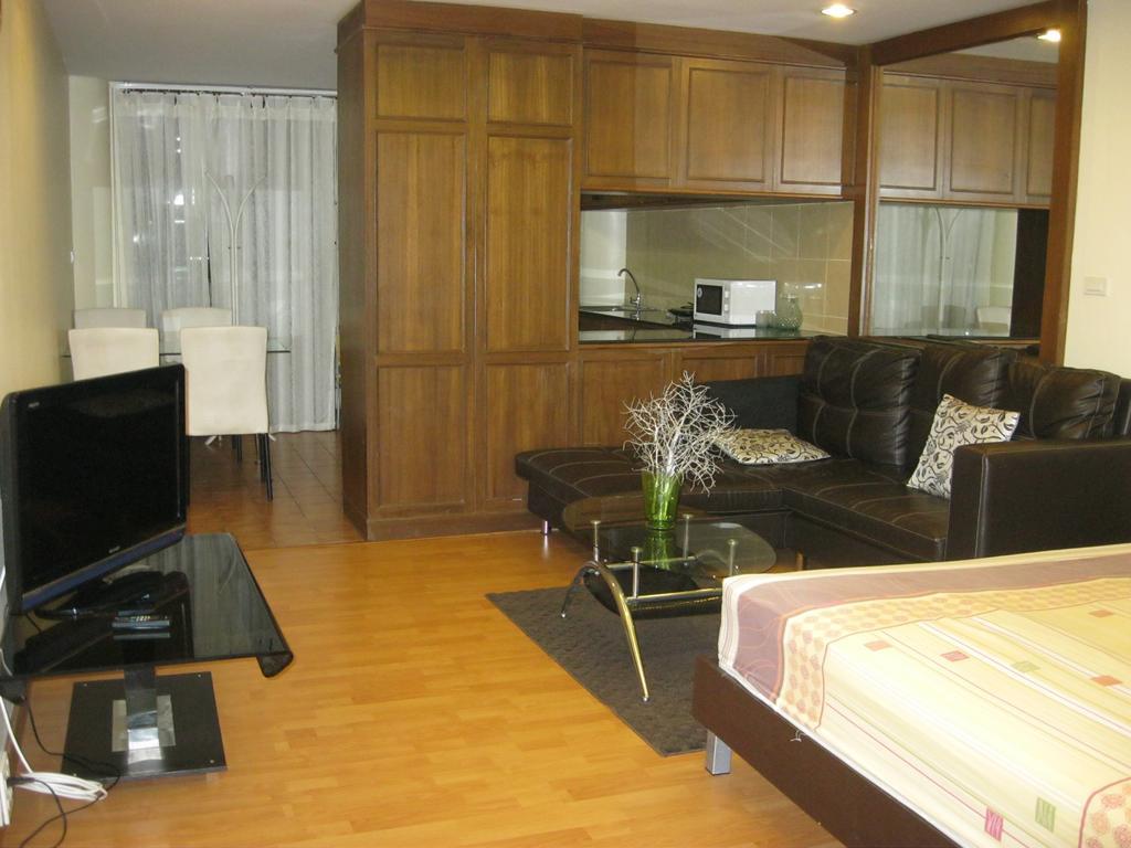 Sky Orchid Beachfront *