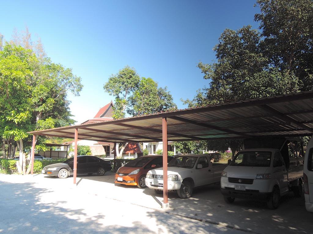 Mango & 3* Hua Hin