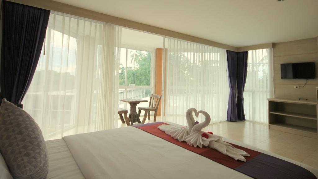 Baywatch Boutique Hotel Ao Nang Hotel