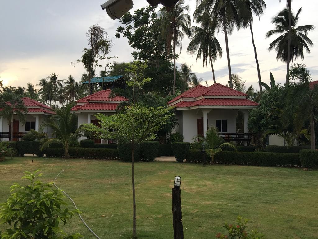 Hana Lanta Resort 2*