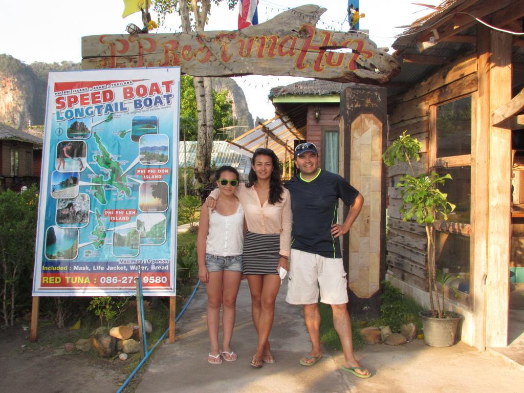 Pp Red Tuna Hut Resort