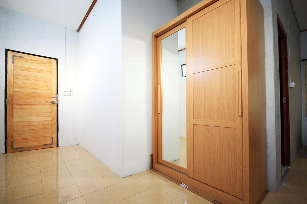 Indy Hostel *