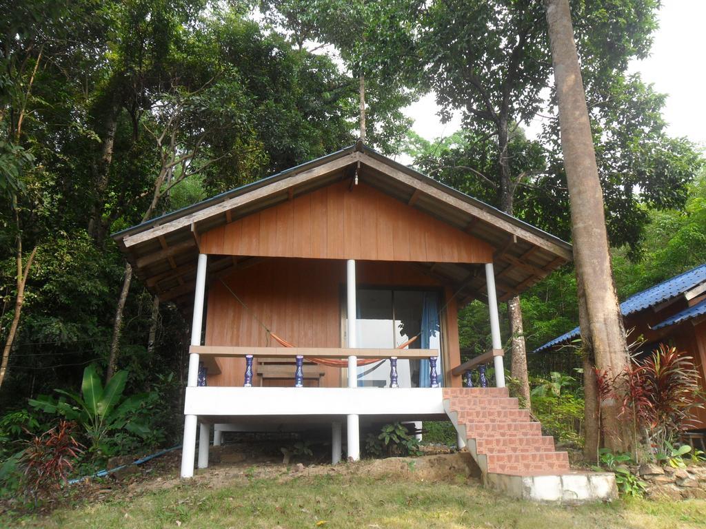 Elephant & Castle Bed & Breakfast