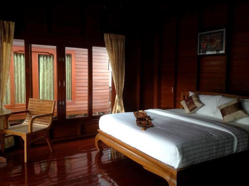 Fresh House Hotel 3*