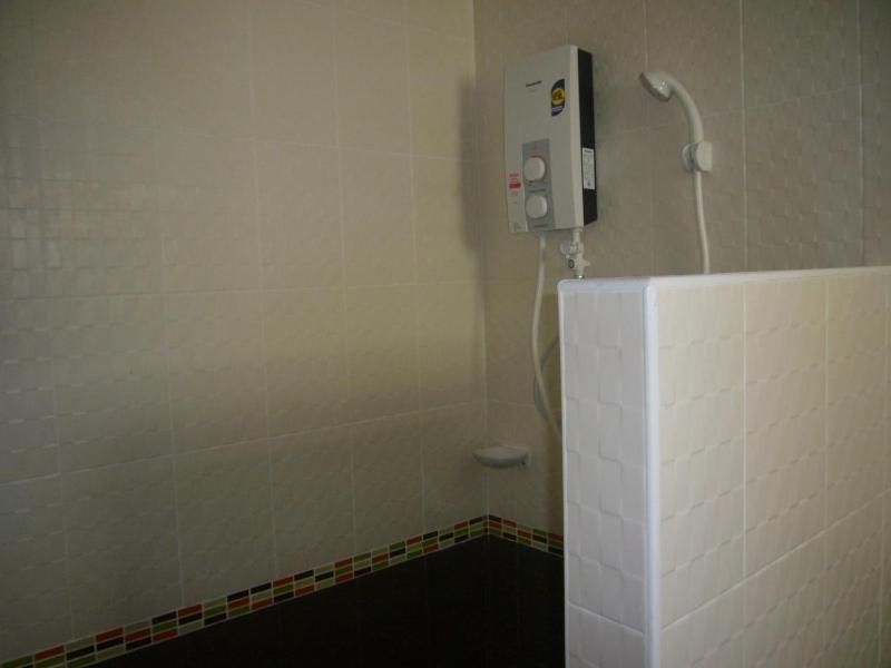 Meesuk Place 2*