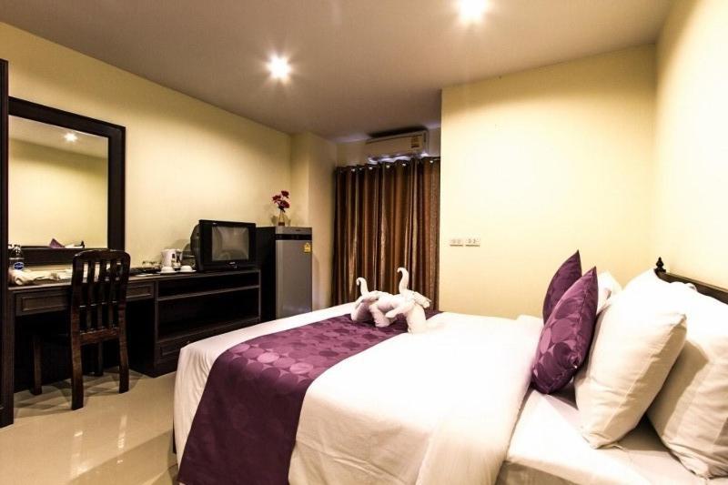 Meesuk Place Hotel 2*