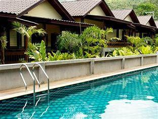 Haad Yao Bungalows