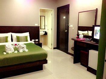 Yk Patong Resort 2* Patong