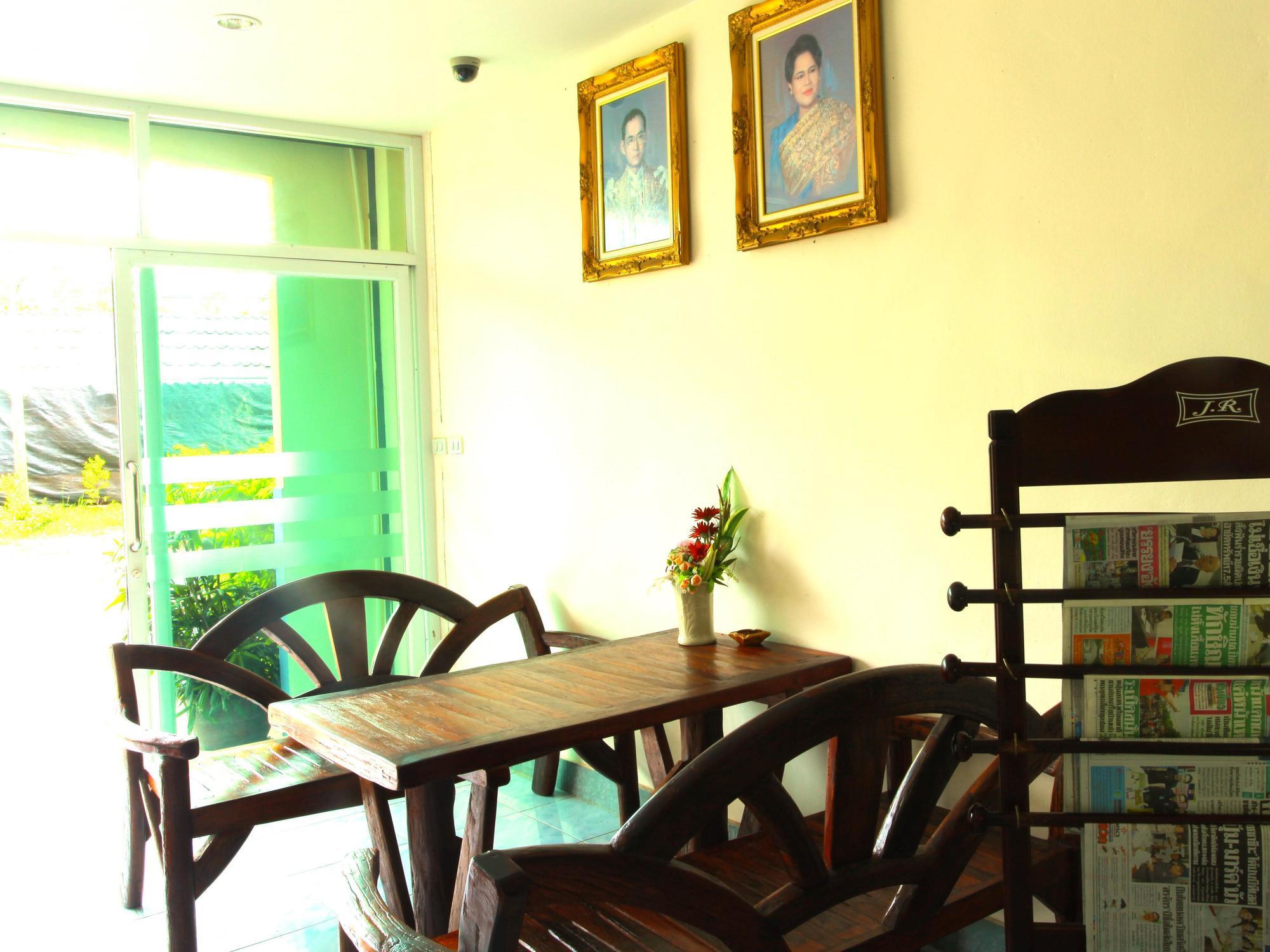 Hotel Grand Place Krabi