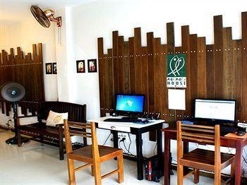Athome Two @ Nanai 8 2* Patong