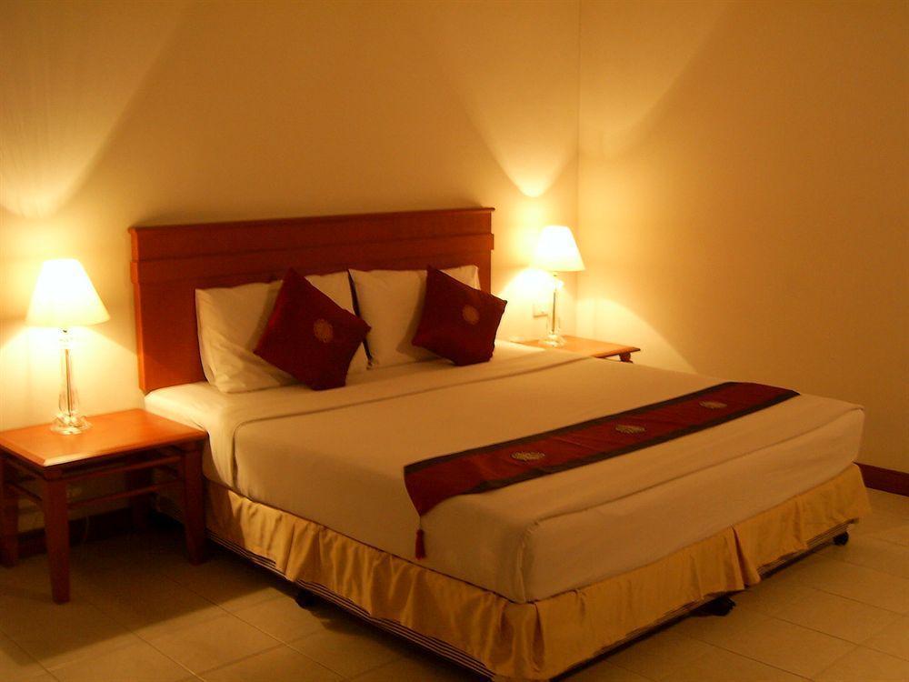 Crown 3* Pattaya