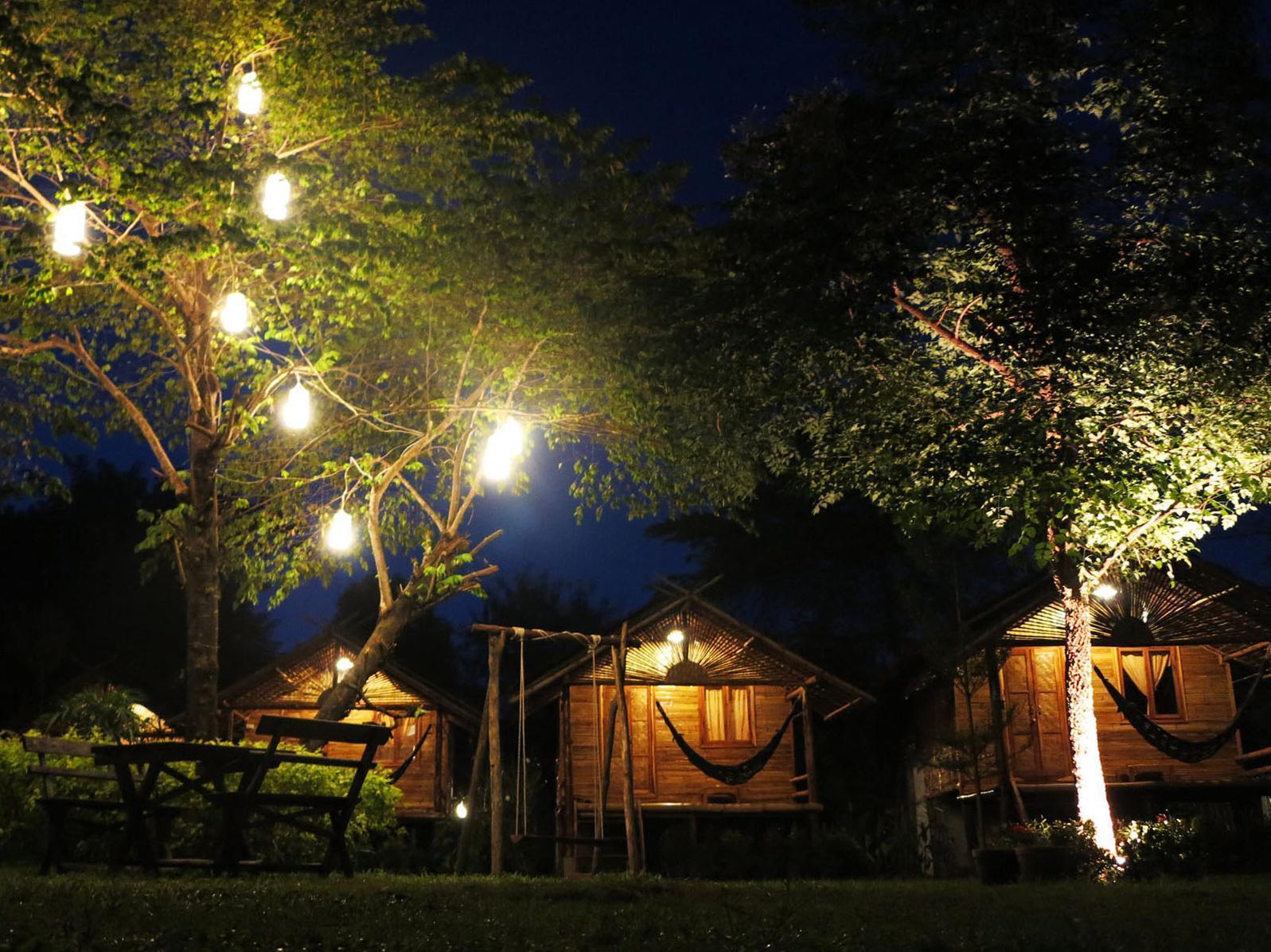 Country Hut