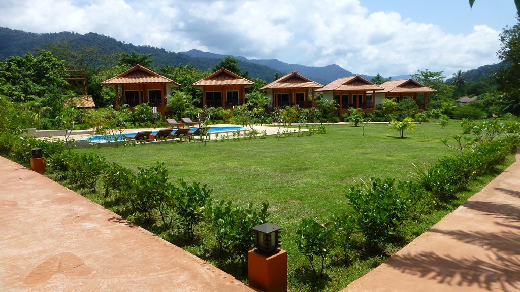 Khao Sok Jasmine Garden - Sha Certified Hotel Khao Sok National Park